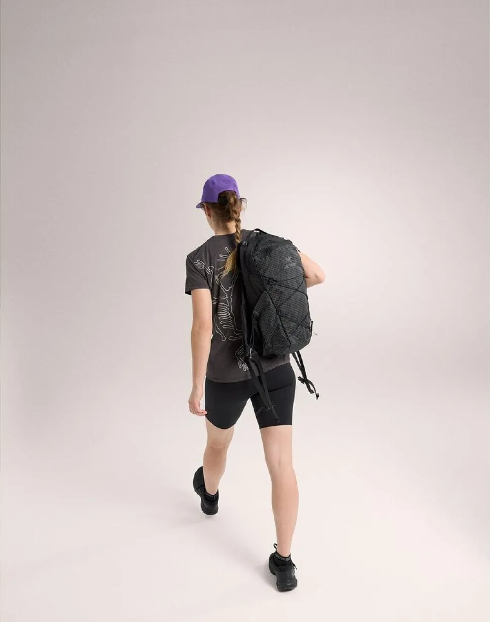 Arcteryx Essent HR short 8