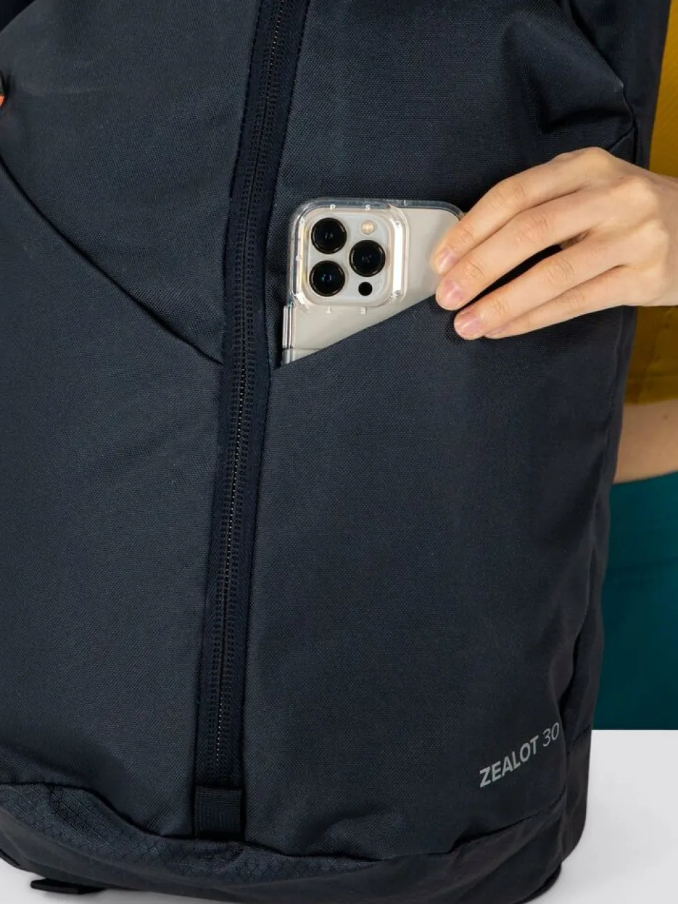 Osprey Zealot 30